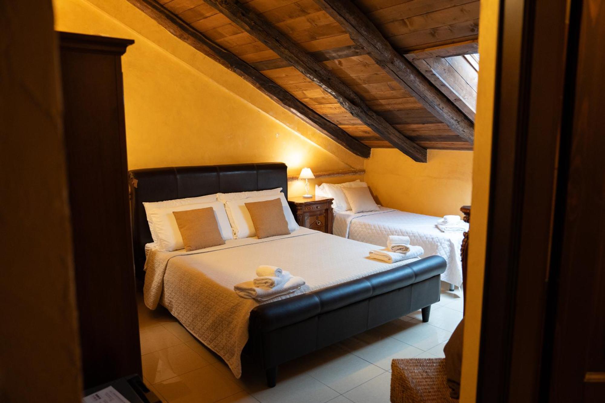 Residenza L'Antico Borgo Hotel Filadelfia Екстер'єр фото